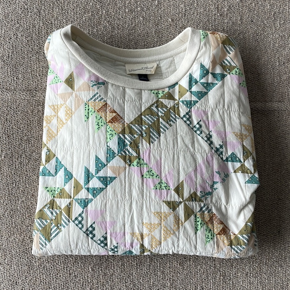 Universal Threads Quilt Sweatshirt Crewneck